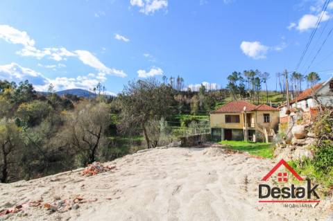 Moradia isolada em Pedra V4 em Ervilhal, São Pedro do Sul