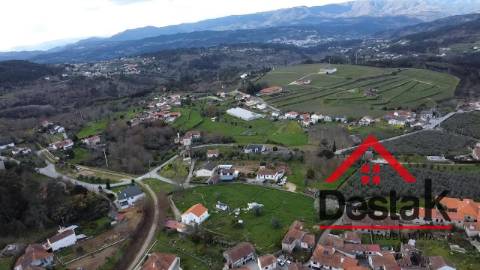 Lote urbano para construção, Moçâmedes, Vouzela