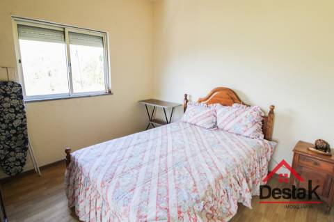 Moradia V2 para venda em Covelo, São Pedro do Sul.