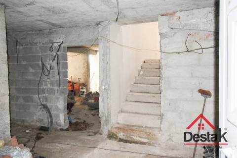 Moradia V3 para venda em Carvalhais, São Pedro do Sul