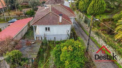 Moradia V3 para venda em Carvalhais, São Pedro do Sul