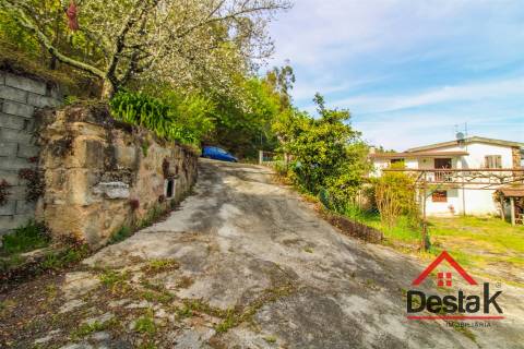 Moradia isolada T6 com vistas deslumbrantes sobre São Pedro do Sul