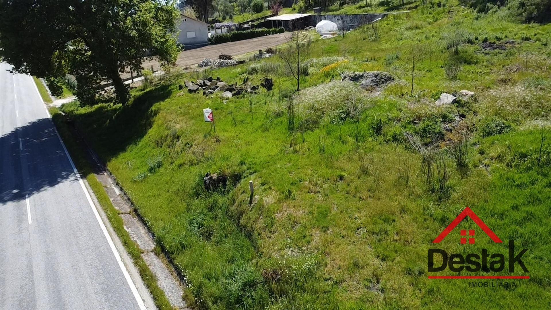 Terreno para Construção de Moradia Unifamiliar