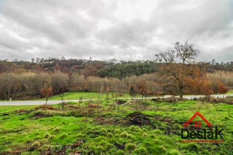Terreno para Construção de Moradia Unifamiliar