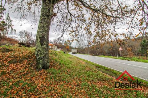 Terreno para Construção de Moradia Unifamiliar