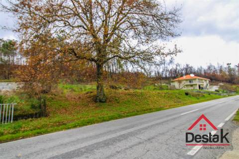 Terreno para Construção de Moradia Unifamiliar