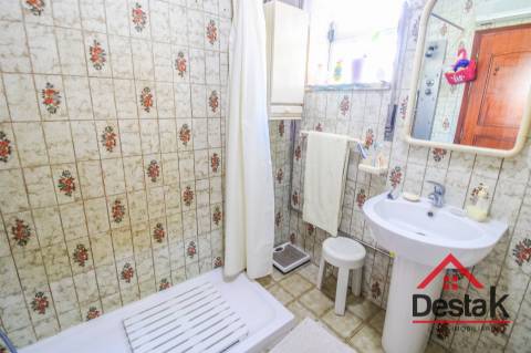 Moradia V4 para Venda no Centro de São Pedro do Sul