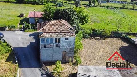 Moradia isolada V3 para Venda em São Pedro do Sul