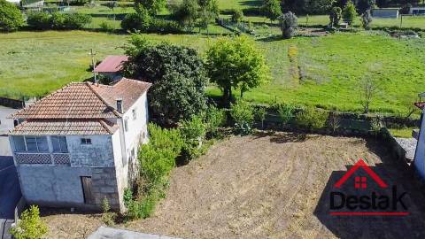 Moradia isolada V3 para Venda em São Pedro do Sul