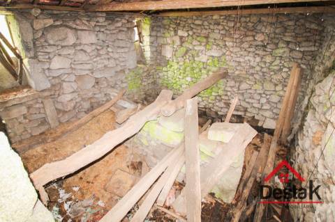 Moradias para restaurar em Alagoa a apenas 5 minutos da A25 Acesso(Talhadas)