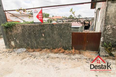 Moradias para restaurar em Alagoa a apenas 5 minutos da A25 Acesso(Talhadas)