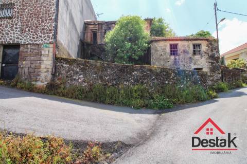 Moradias para restaurar em Oliveira de Frades