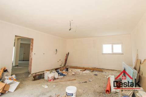 Moradia Geminada V3 para venda em Pinho, São Pedro do Sul.