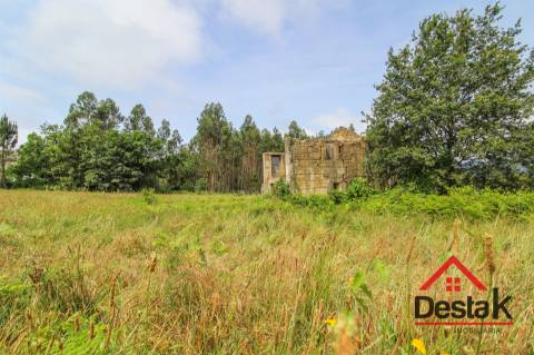 Terreno para construção em venda em Freixo, Serrazes