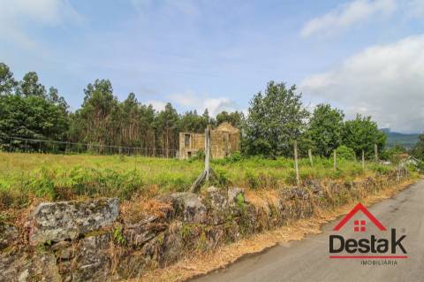 Terreno para construção em venda em Freixo, Serrazes