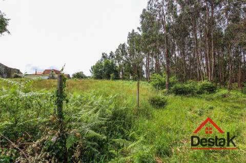 Terreno para construção em venda em Freixo, Serrazes