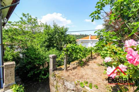 Moradia histórica para venda nas termas de São Pedro do Sul