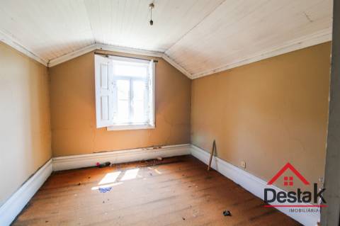 Moradia histórica para venda nas termas de São Pedro do Sul