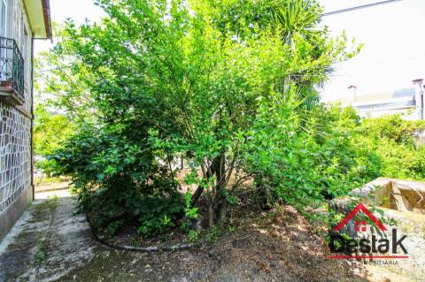 Moradia histórica para venda nas termas de São Pedro do Sul