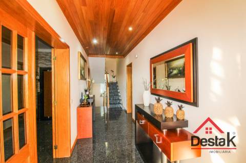 Moradia V5 para venda em São Pedro do Sul