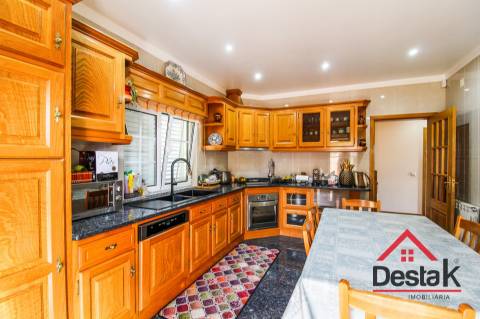 Moradia V5 para venda em São Pedro do Sul