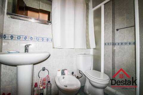 Moradia V2 em Sul, São Pedro do Sul, pronta a habitar, totalmente mobilada e equipada