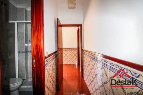 Moradia V2 em Sul, São Pedro do Sul, pronta a habitar, totalmente mobilada e equipada