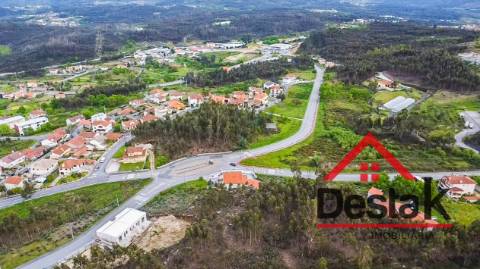 Moradia Geminada V3 para venda em Oliveira de Frades