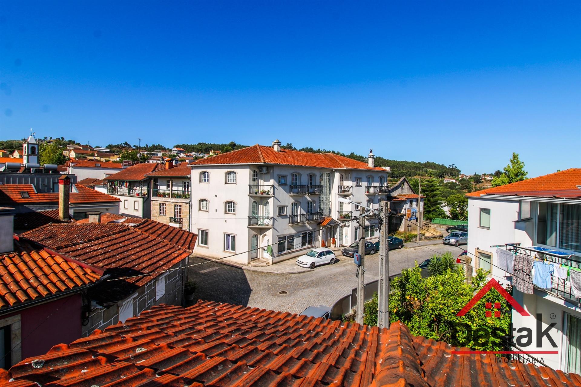 Apartamento T4 para venda em Oliveira de Frades