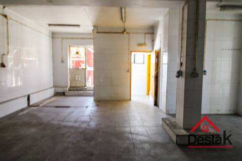 Loja  Arrendamento em São Pedro do Sul, Várzea e Baiões,São Pedro do Sul