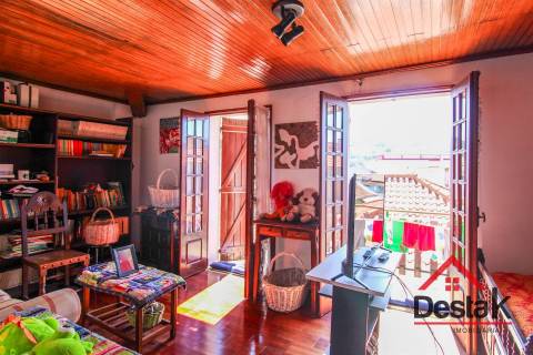 Moradia V5 para venda no Centro de Vouzela