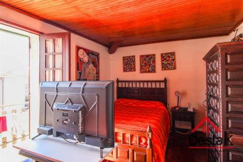 Moradia V5 para venda no Centro de Vouzela