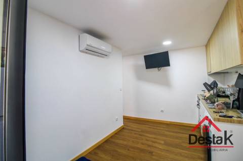 Prédio com andares independentes - Termas de São Pedro do Sul