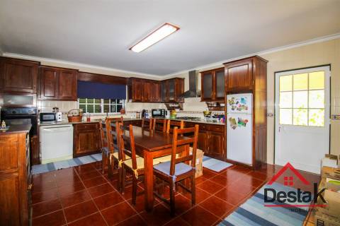 Moradia isolada V4 para venda em Vouzela