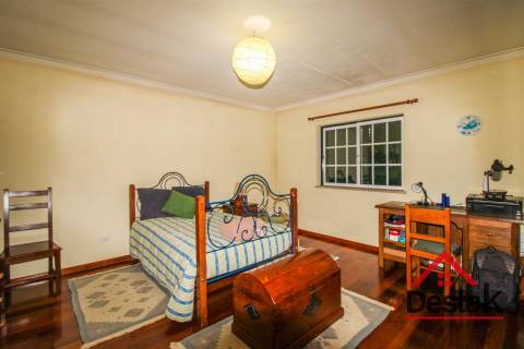 Moradia isolada V4 para venda em Vouzela