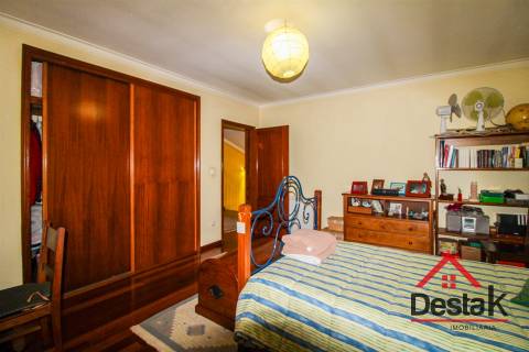 Moradia isolada V4 para venda em Vouzela