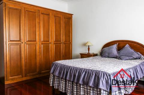 Moradia V3 para venda em Tarouca