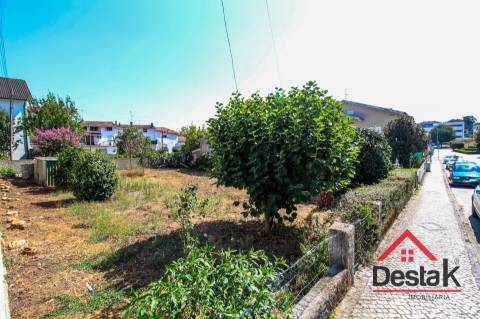 Terreno para construção no Centro da Cidade de São Pedro do Sul