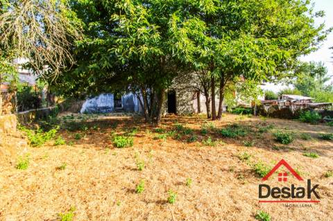 Moradia V4 em Sul, São Pedro do Sul