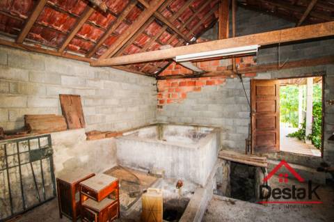 Moradia V4 em Sul, São Pedro do Sul