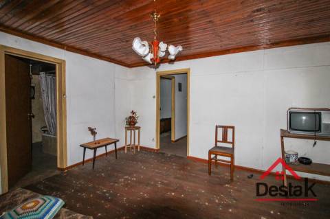 Moradia V4 em Sul, São Pedro do Sul