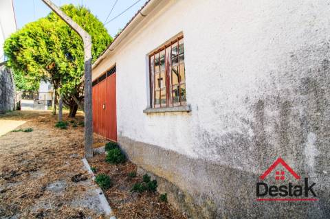 Moradia V4 em Sul, São Pedro do Sul