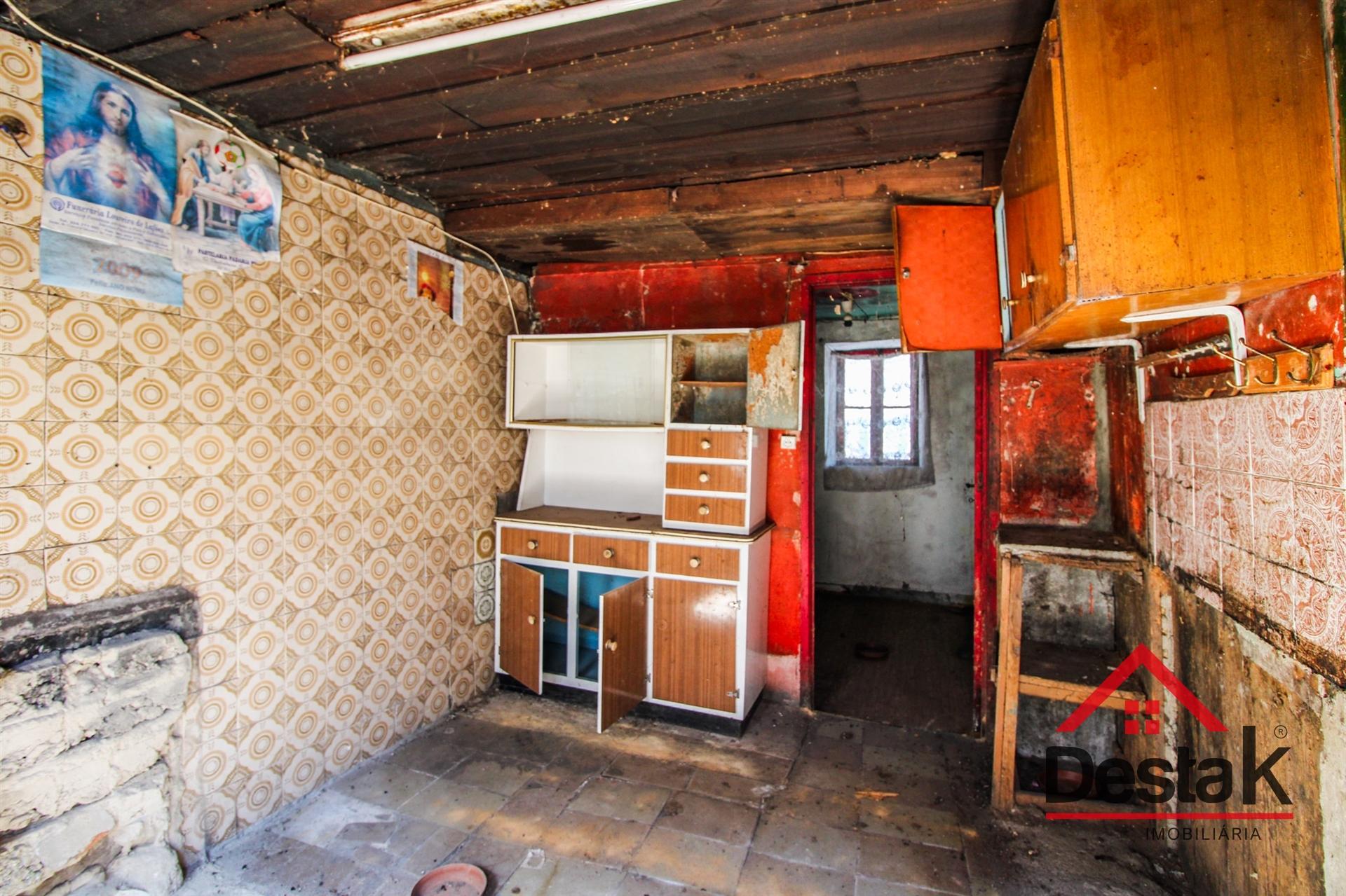 Moradia Térrea para Reconstrução – Santa Cruz da Trapa