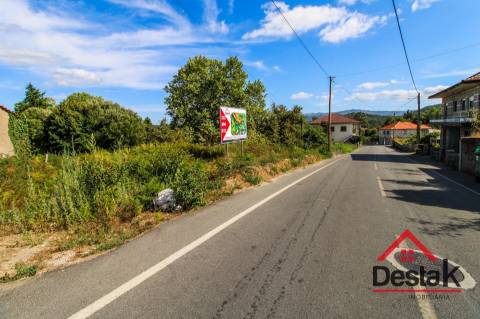 Terreno para construção para venda em Santa Cruz da Trapa, São Pedro do Sul