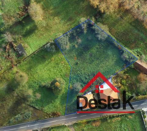 Terreno para construção para venda em Santa Cruz da Trapa, São Pedro do Sul