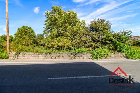 Terreno para construção para venda em Santa Cruz da Trapa, São Pedro do Sul