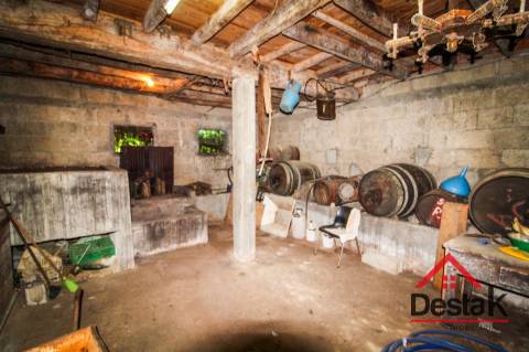 Moradia isolada com terreno para venda em São Pedro do Sul