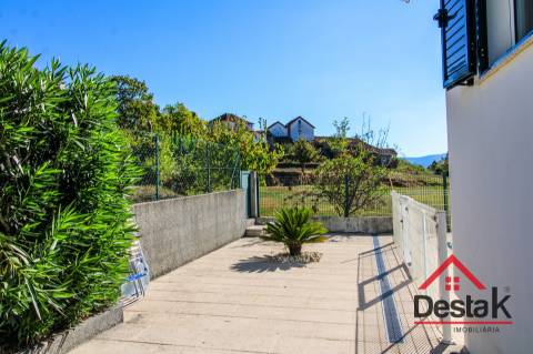 Moradia T1 para arrendamento em São Félix