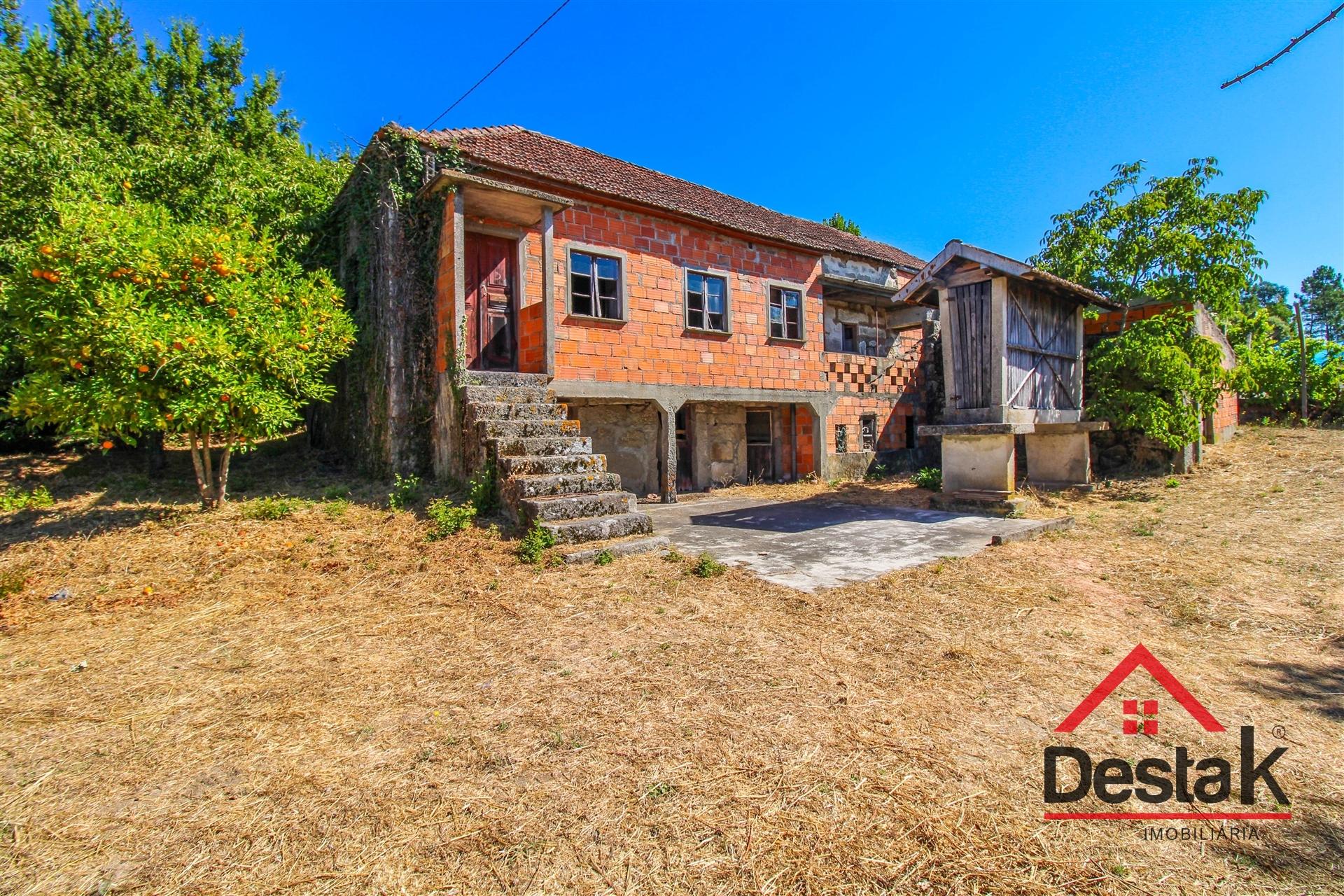 Quinta em Santa Cruz da Trapa, São Pedro do Sul