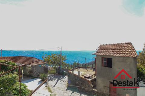 Moradia T4 para arrendamento em Macieira do Sul